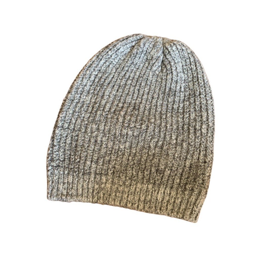 Halogen Gray Slouchy Marled Beanie 
Like New!